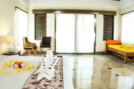 Alam Puri Art Museum Resort & Spa - 80