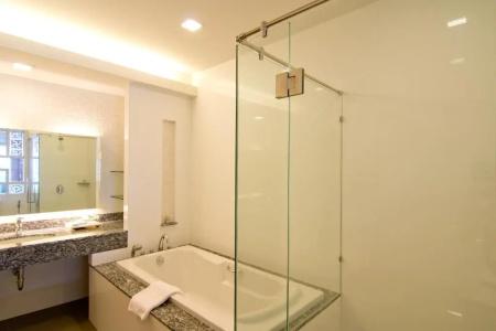 Welcome World Beach Resort & Spa - 26