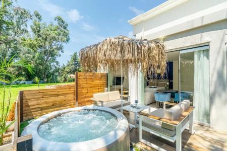 Bamboo Suites Boutique - 168