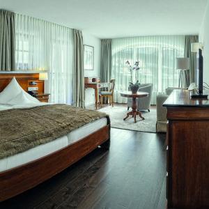 Bayerischer Hof - 92