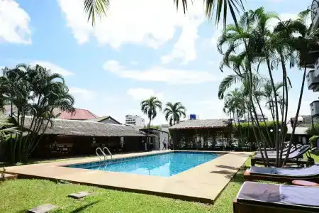 Nr Nanai Patong - 67