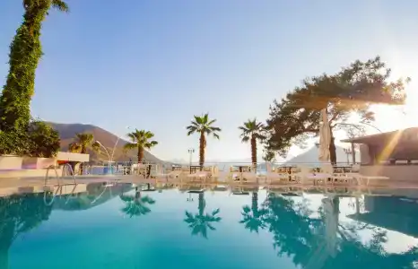 Marbas Select Beach , Adult Only 14 Plus - 18