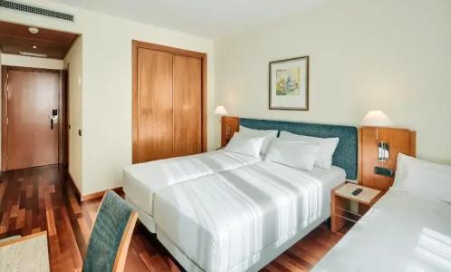 Sercotel Cornellà Barcelona - 65