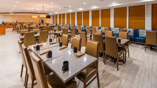 Best Western Plus Atlantic Beach Resort - 22