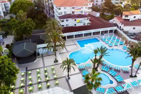 Sandy Beach - All Inclusive - 16