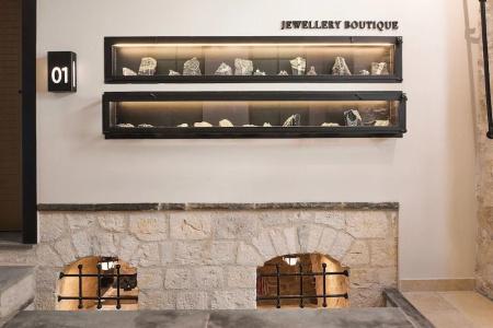Ialna Boutique - 0