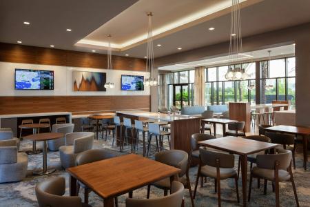SpringHill Suites by Marriott Orlando at Millenia - 29