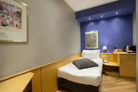 Best Western Plus Executive and Suites - 20