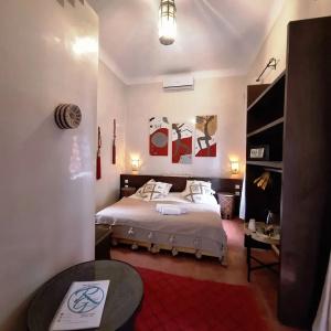 Riad El Grably - 52