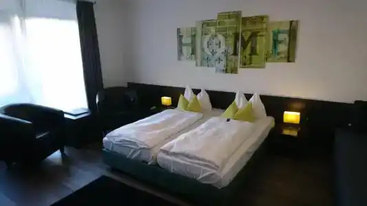 Deutschherrenhof - 3