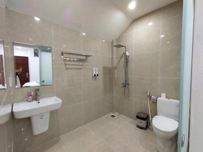 Ngan Pho Studio & - 41