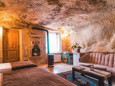 Atilla's Cave - 48