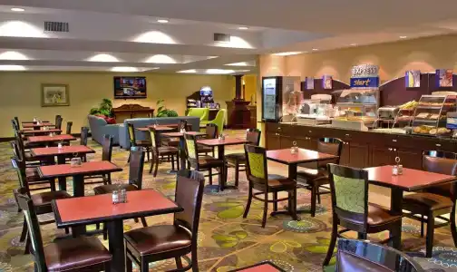 Holiday Inn Express East, An Ihg - 18