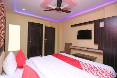 Oyo 22566 Red Velvet Inn - 5