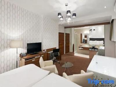 Champerret Elysees - 46