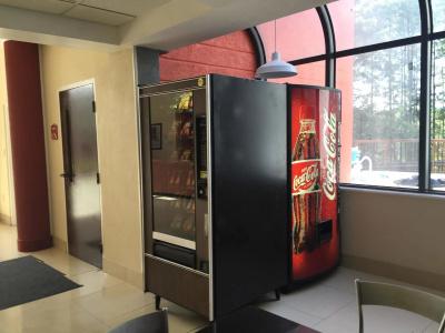 Budgetel Inns & Suites - Atlanta Galleria Stadium - 8