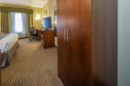 Best Western Airport Inn & Suites - 54