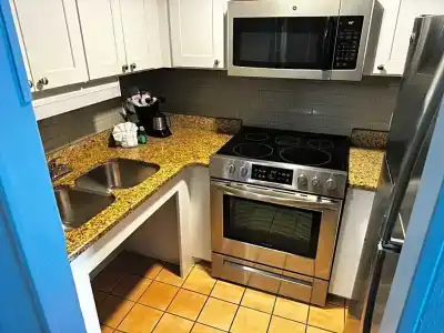 Dayton House - 127
