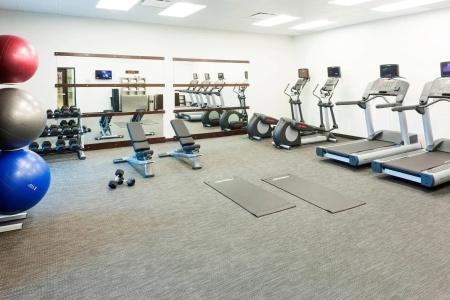 Courtyard by Marriott Alliance Town Center - 22