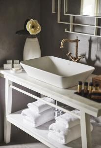 Bohemian Suites Athens - 220