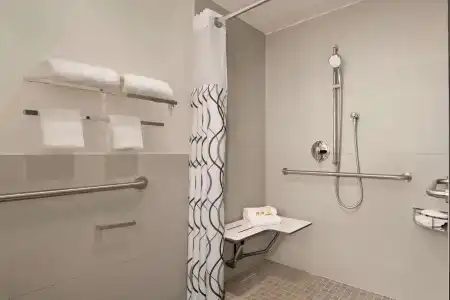 La Quinta by Wyndham Time Square South - 8