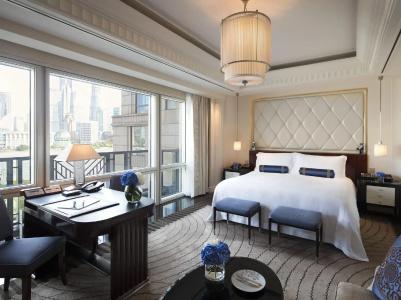 The Peninsula Shanghai - 19