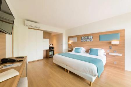 Hôtel Hélios - 53