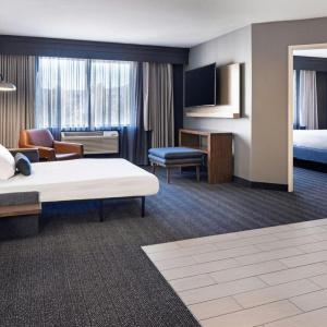 Courtyard by Marriott Sacramento Midtown - 5