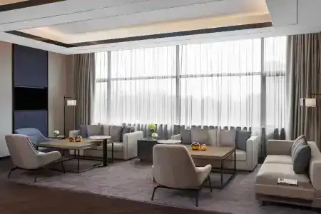 Shanghai Marriott Kangqiao - 55