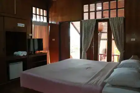Utopia Resort - 1