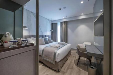 The Regency, Rome, a Tribute Portfolio - 100