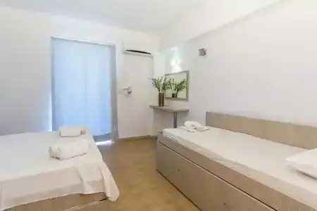 Zante Plaza & - 39