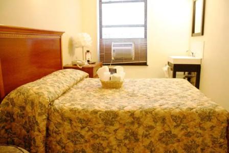 Americana Inn - 30