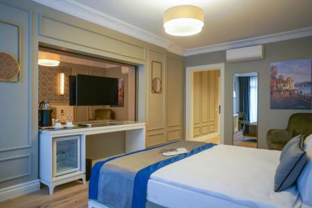 Triada Taksim - Special Category - 38