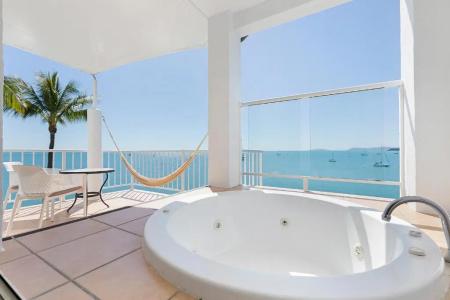 Coral Sea Marina - 104