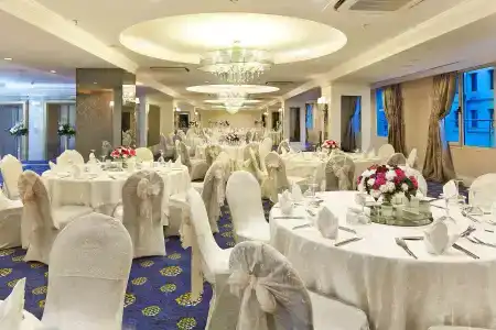 DoubleTree by Hilton Izmir - Alsancak - 21