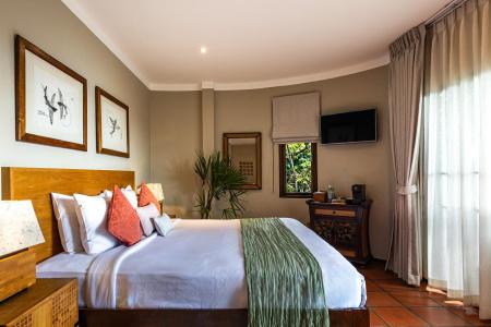 Beyond The Blue Horizon Boutique Bungalows - 4