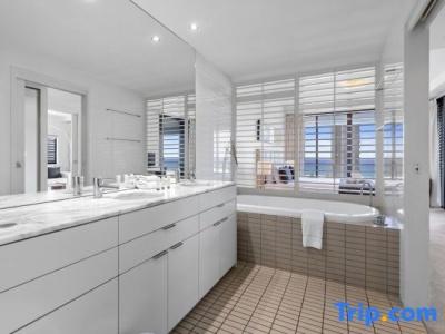Ultra Broadbeach - 78