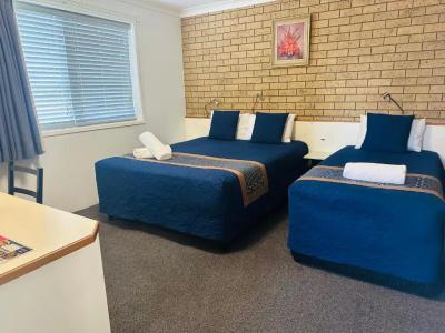 Leichhardt Motor Inn - 23