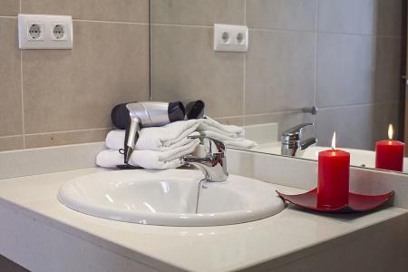 Charmsuites Paralel - 8