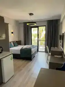 Orange Garden Apart - 50