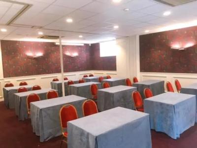 Logis Darcy Dijon Centre - 12