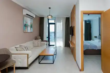 Season Suite Apart - 34