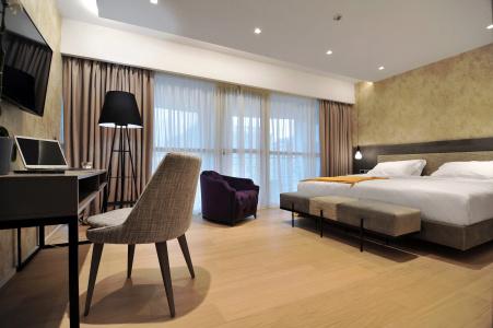 Athenaeum Grand - 4
