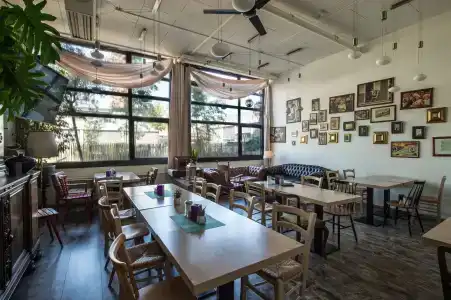 Aqua & Hostel - 10