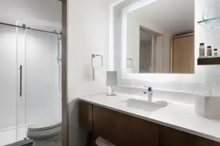 Deltas by Marriott Virginia Beach Bayfront Suites - 39
