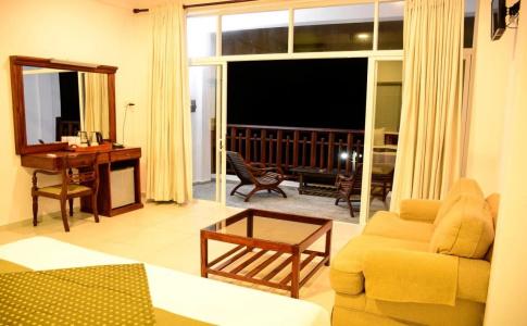 Ranmal Beach - 4