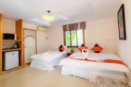 Dusit Talai - 33