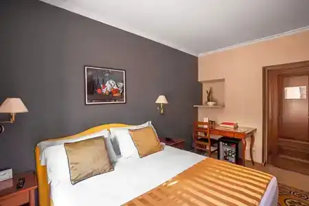 Piazza Di Spagna - 50