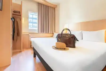 Ibis Madrid Calle Alcalá - 38
